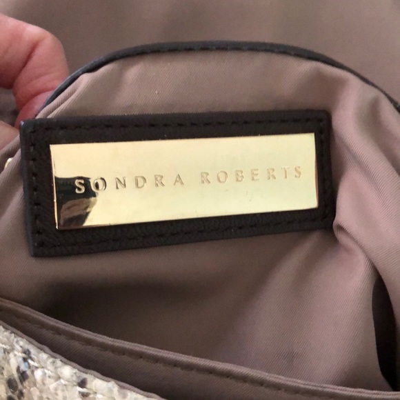 Sondra Roberts Leather Python print purse - Picture 5 of 8